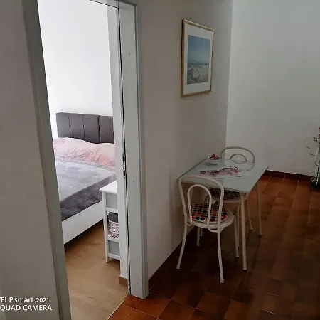 House Danica & Apartment Sukosan