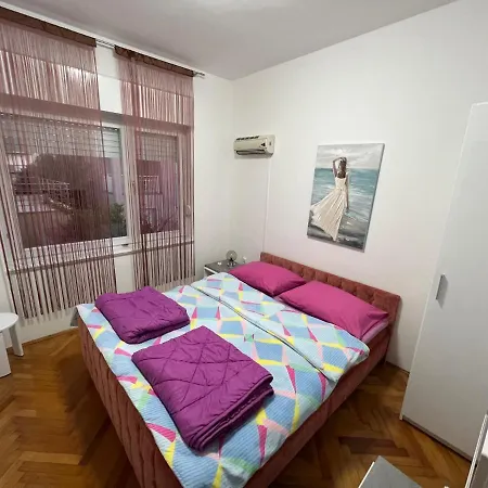 Apartment House Danica &