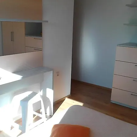 House Danica & Apartment