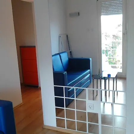 House Danica &