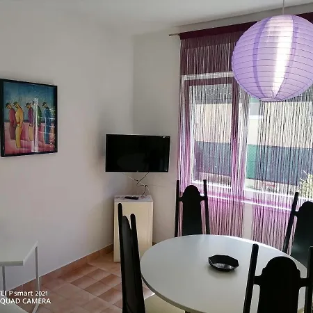 House Danica & Apartmán Sukošan