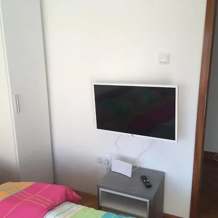 Appartement House Danica & *