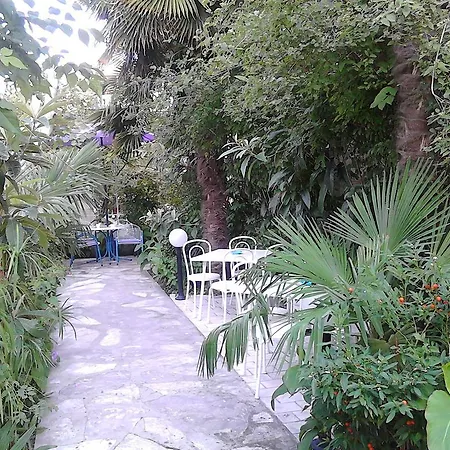 Appartement House Danica & *
