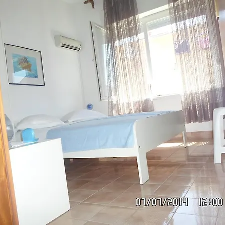House Danica & Sukošan